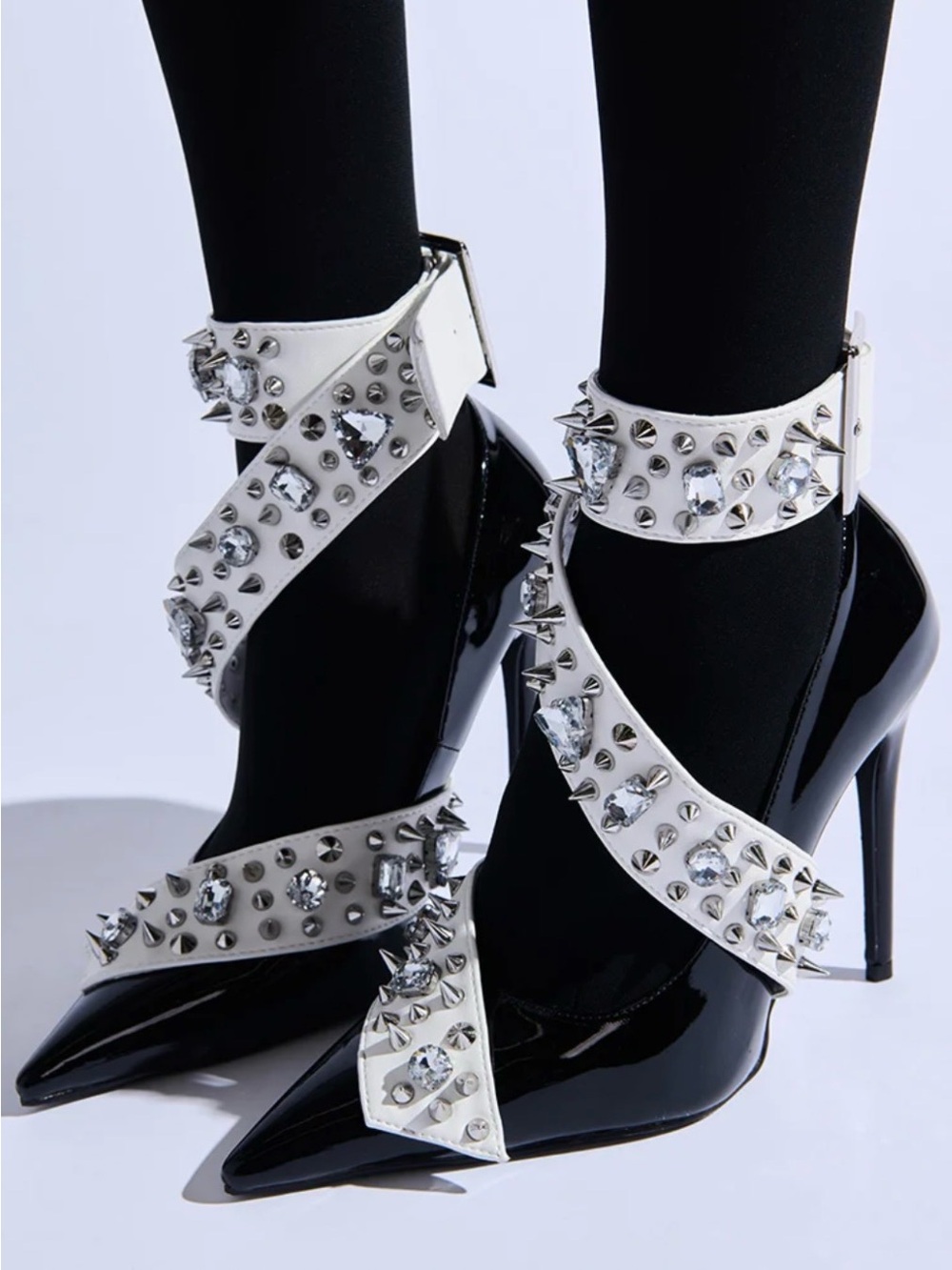 AZALEA WANG TRIANA BLACK PATENT
EMBELLISHED PUMP